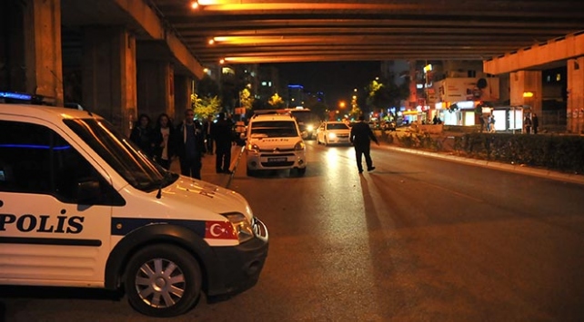 Çeşitli suçlardan aranan 439 kişi İzmir’de yakalandı