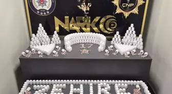 Çanakkale’de uyuşturucu operasyonunda yakalanan 2 zanlı tutuklandı