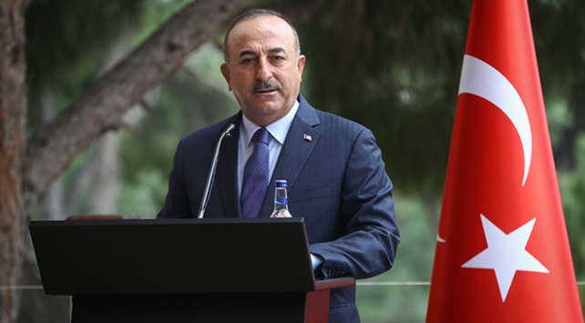 Dışişleri Bakanı Çavuşoğlu: YPG ve onu destekleyen kim varsa müdahale ederiz