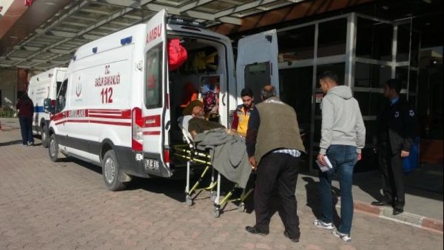 Fırat Kalkanı’nda 2 Türk asker yaralandı