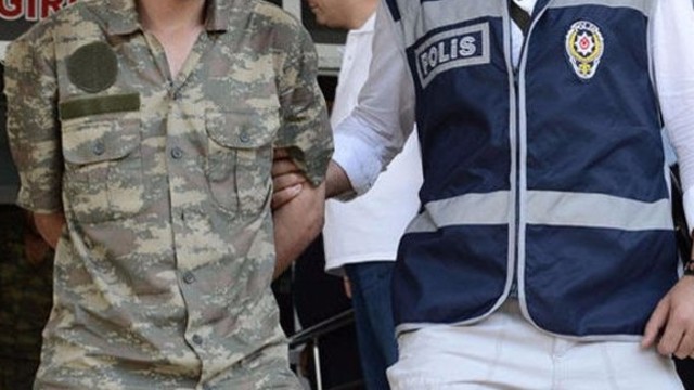 Tunceli’de 2 asker FETÖ’den tutuklandı
